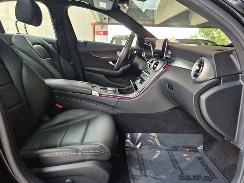 Used 2021 Mercedes-Benz C 300 4MATIC Sedan w/ Premium Package image 20