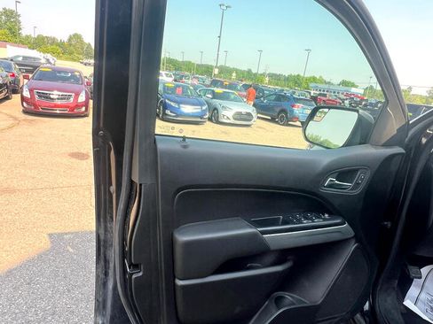 Used 2019 Chevrolet Colorado ZR2 image 10