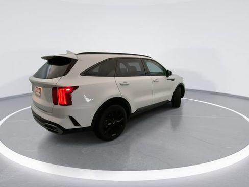 Used 2023 Kia Sorento SX FWD image 6