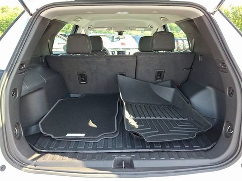 Used 2024 Chevrolet Equinox LS FWD image 29