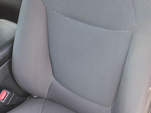 Used 2021 Toyota RAV4 LE FWD image 23