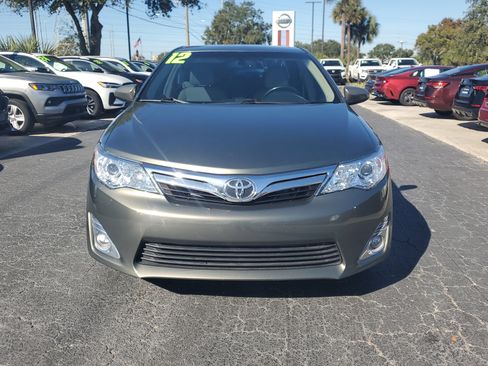 Used 2012 Toyota Camry XLE image 2