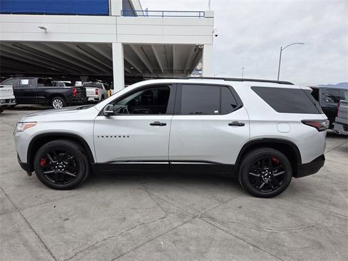 Certified 2020 Chevrolet Traverse Premier w/ Redline Edition image 3