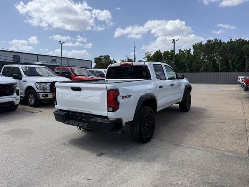 Used 2024 Chevrolet Colorado Trail Boss AWD/4WD image 5
