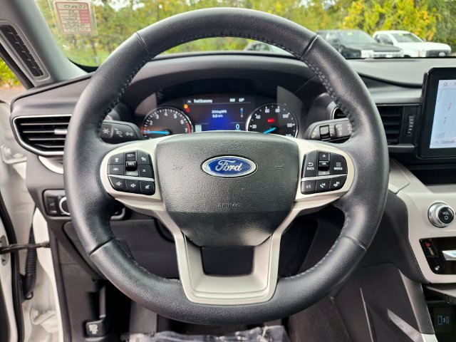 Certified 2023 Ford Explorer XLT w/ Equipment Group 202A AWD/4WD image 29