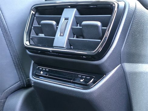 Used 2025 Lexus NX 300h AWD w/ Luxury Package image 12