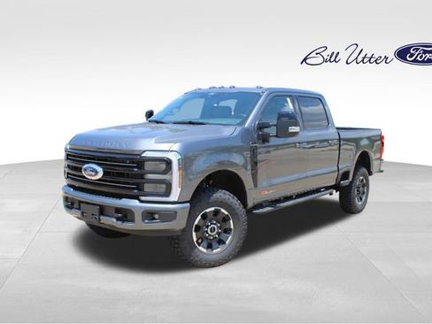 New 2026 Ford F250 Platinum w/ Tremor Off-Road Package AWD/4WD image 1