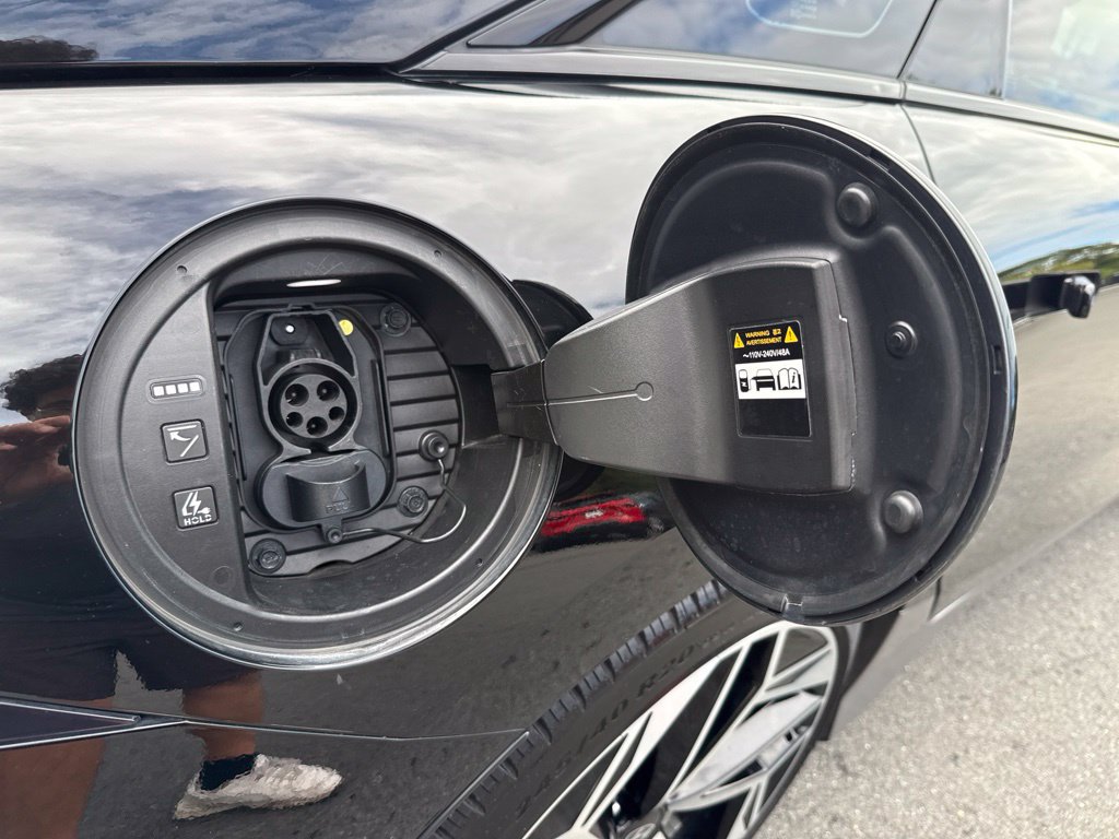 Used 2024 Hyundai Ioniq 6 Limited AWD/4WD image 14