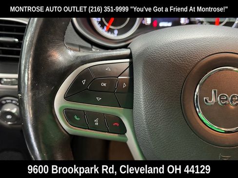 Used 2019 Jeep Cherokee Latitude Plus w/ Comfort/Convenience Group image 19