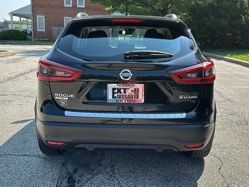 Certified 2022 Nissan Rogue Sport SV w/ Technology Package image 6