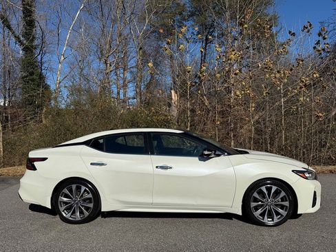 Used 2023 Nissan Maxima Platinum w/ Sport Mat Group image 5
