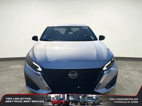Used 2024 Nissan Altima 2.5 SV image 7