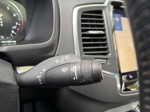 Used 2017 Volvo XC90 T6 Momentum w/ Vision Package image 49