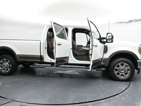 Used 2022 Ford F350 King Ranch w/ Chrome Package image 40