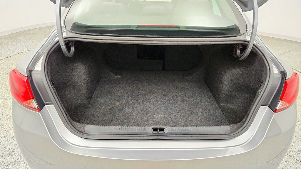 Used 2015 Chrysler 200 Limited w/ Convenience Group FWD image 23