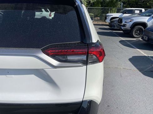 Used 2022 Toyota RAV4 XSE w/ XSE Grade Weather Package AWD/4WD image 18