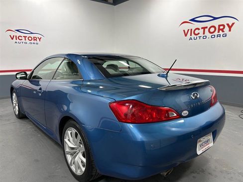 Used 2011 INFINITI G37 Base w/ Premium Pkg image 3