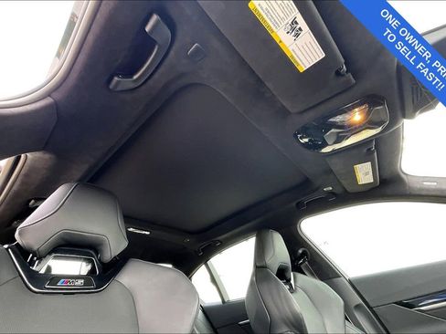 Used 2025 BMW M5 w/ Executive Package image 22
