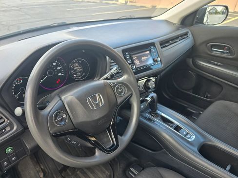 Used 2016 Honda HR-V LX image 20