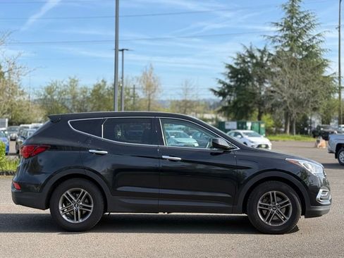 Used 2018 Hyundai Santa Fe Sport image 6