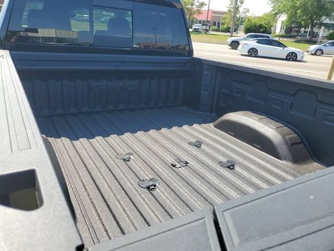 New 2026 GMC Sierra 3500 Denali AWD/4WD image 32