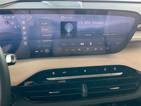 New 2026 Buick Enclave Preferred w/ Power Package image 10