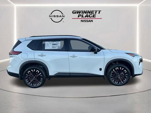 New 2026 Nissan Rogue SV image 4