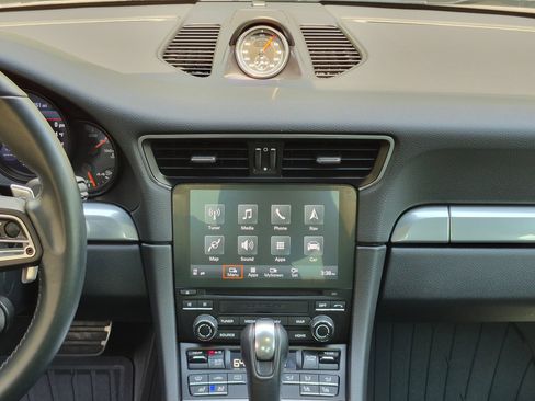 Certified 2017 Porsche 911 Carrera S RWD image 12