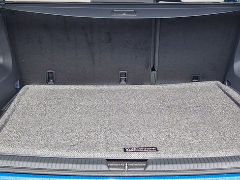 New 2026 Volkswagen Atlas Cross Sport SEL Premium R-Line image 21