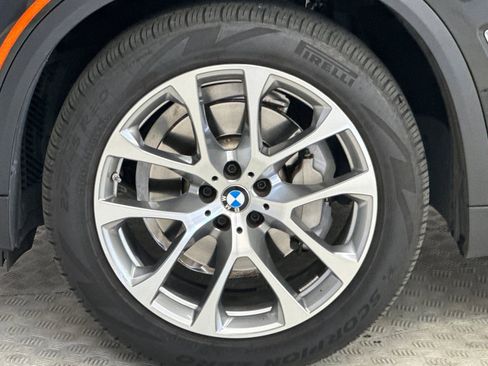 Used 2023 BMW X5 xDrive40i w/ Premium Package image 11