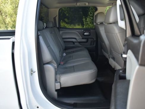 Used 2018 GMC Sierra 3500 4x4 Crew Cab w/ Sierra Convenience Package image 15