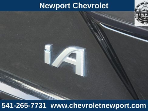 Used 2017 Toyota Yaris iA image 26