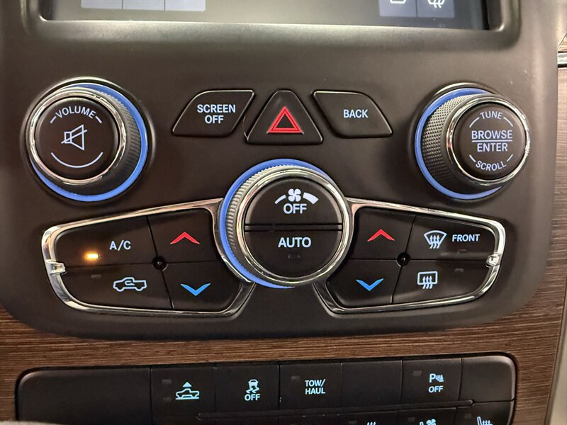 Used 2013 RAM 1500 Laramie w/ Convenience Group AWD/4WD image 41