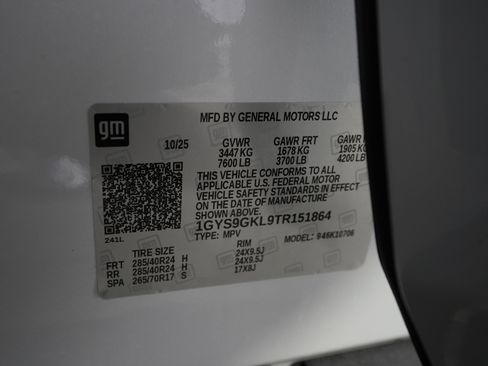 Used 2026 Cadillac Escalade Platinum Sport w/ LPO, Floor Liner Package image 42