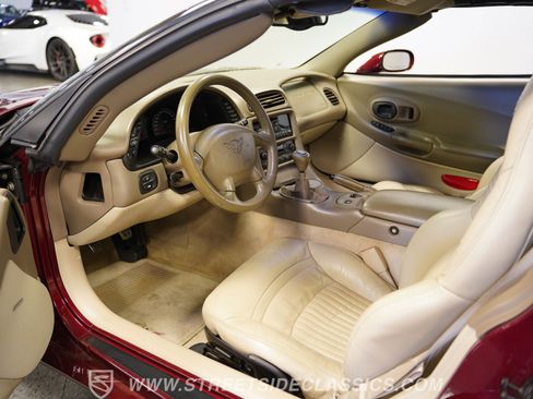 Used 2003 Chevrolet Corvette Convertible w/ Preferred Equipment Group1 RWD image 4