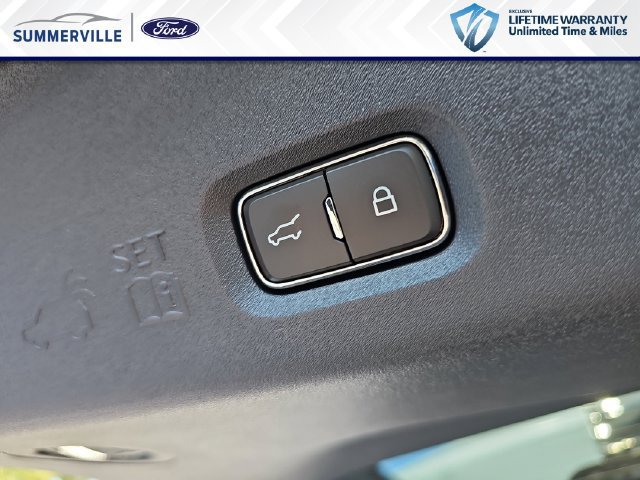 New 2027 Ford Expedition Active RWD image 15