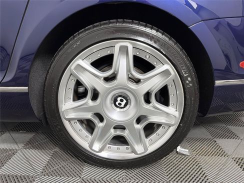 Used 2013 Bentley Flying Spur Flying Spur AWD/4WD image 18