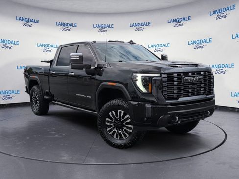 Used 2024 GMC Sierra 2500 Denali Ultimate AWD/4WD image 2