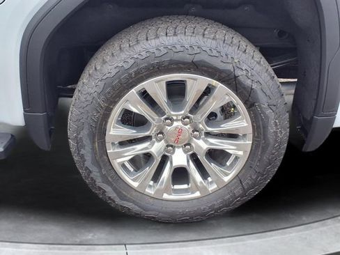 New 2026 GMC Sierra 1500 Denali AWD/4WD image 17