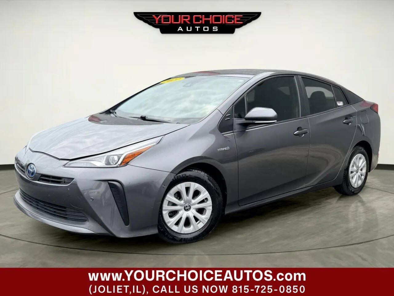 Used 2022 Toyota Prius LE FWD image 1