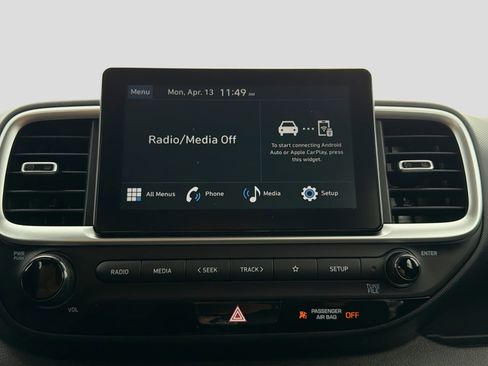 Certified 2023 Hyundai Venue SE FWD image 17