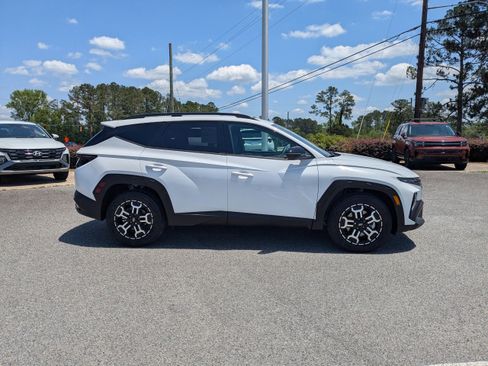 New 2025 Hyundai Tucson XRT image 3