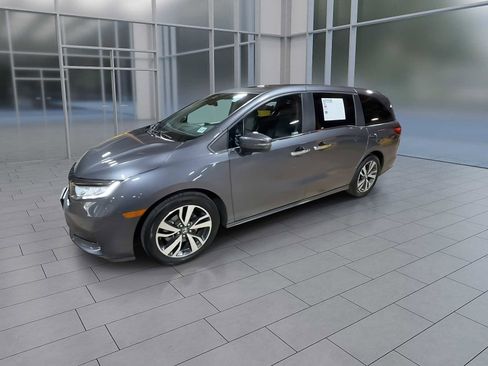 Used 2022 Honda Odyssey Touring image 4