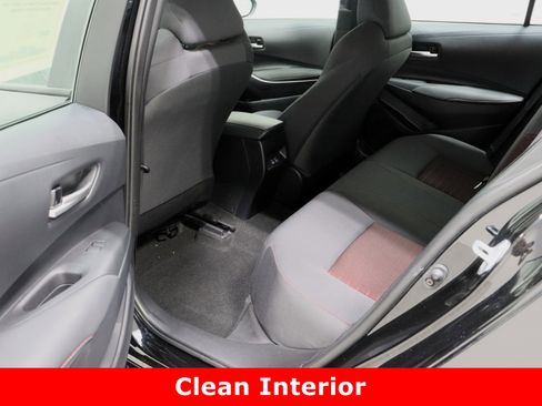 Used 2025 Toyota Corolla SE image 25