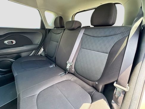Used 2016 Kia Soul w/ Convenience Package FWD image 22