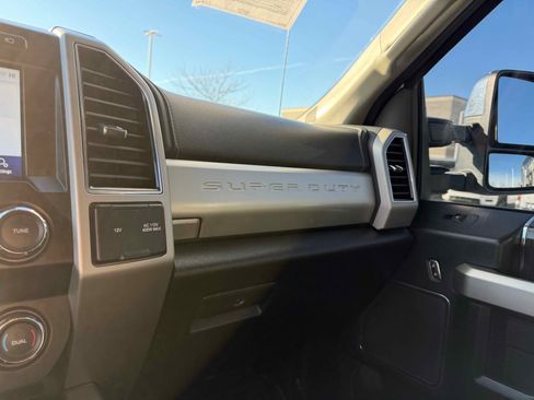 Used 2020 Ford F350 Lariat w/ Lariat Ultimate Package image 22