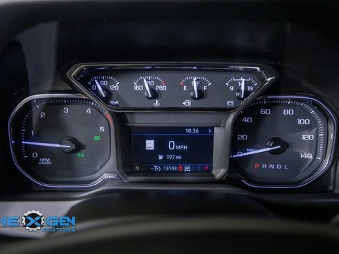 Used 2023 GMC Sierra 2500 AT4 w/ AT4 Preferred Package AWD/4WD image 16