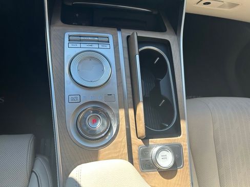 Used 2021 Genesis GV80 2.5T w/ Prestige Package 05 image 58