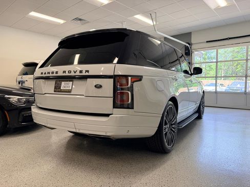 Used 2019 Land Rover Range Rover HSE AWD/4WD image 9