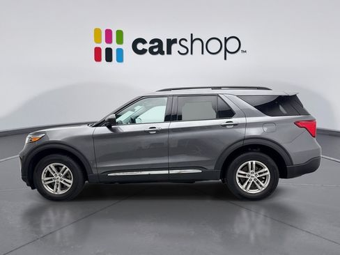 Used 2023 Ford Explorer XLT w/ Equipment Group 202A AWD/4WD image 2